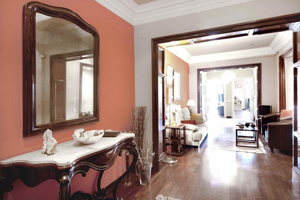 You Stylish The Most Luxury Apartment Barcelona Eksteriør bilde